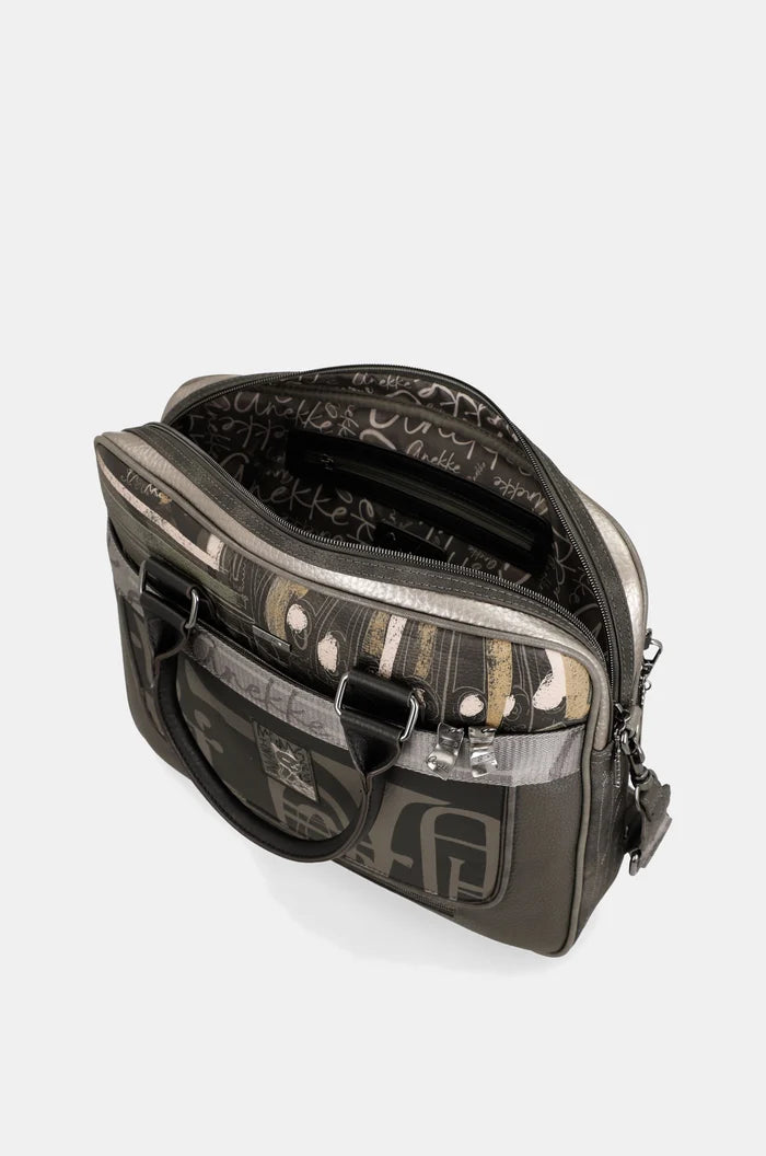43806118-Grigio