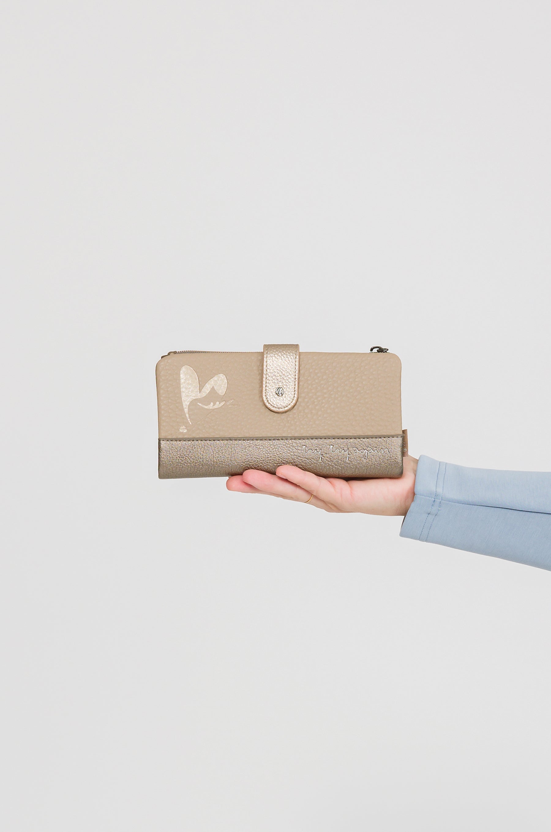 AN42749906-Beige