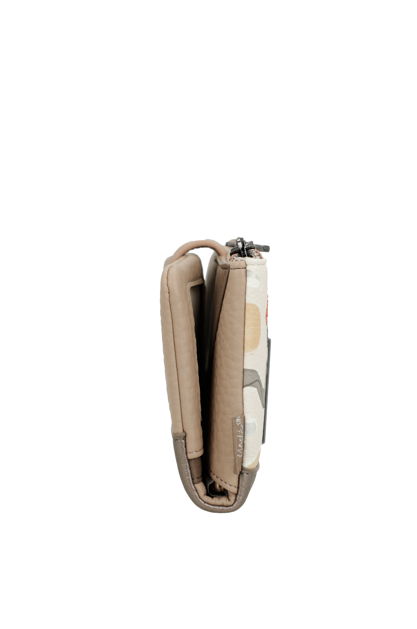 AN42749906-Beige