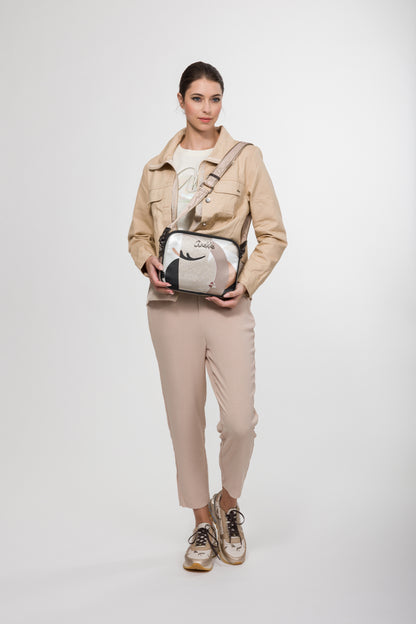 AN42753516-Beige