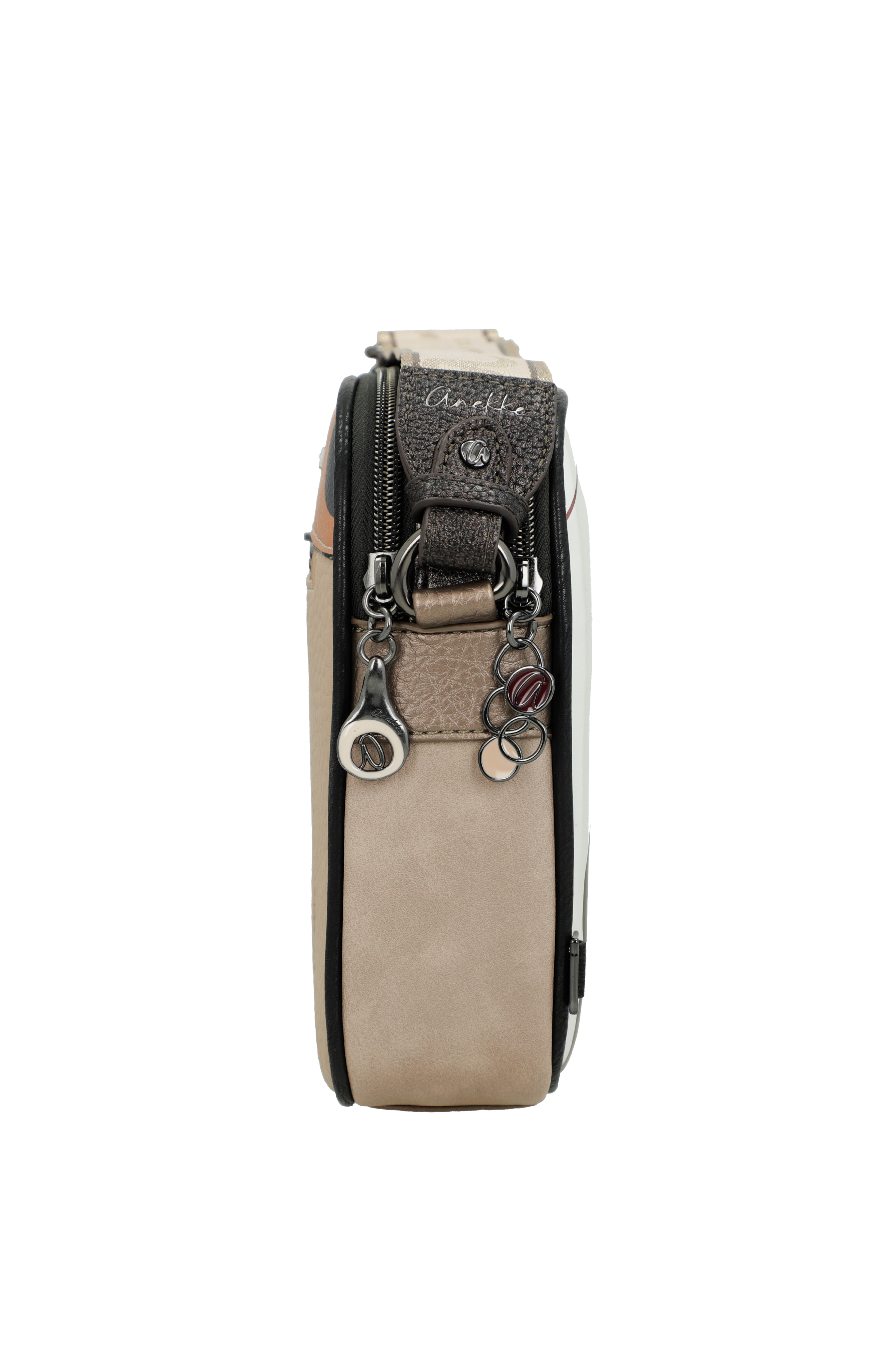 AN42753516-Beige
