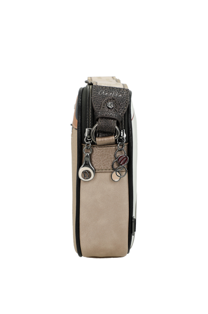 AN42753516-Beige