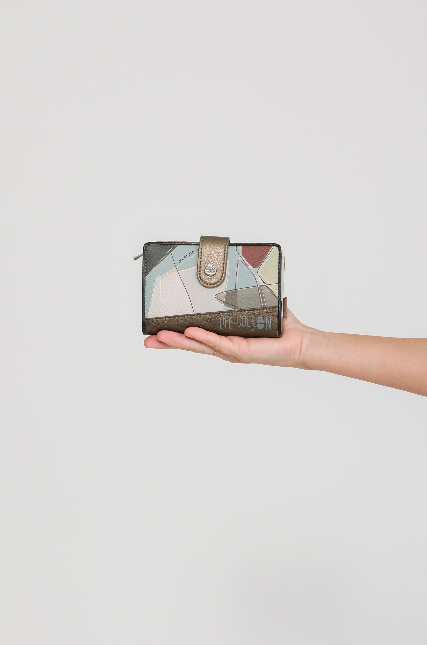 AN42809902-Beige