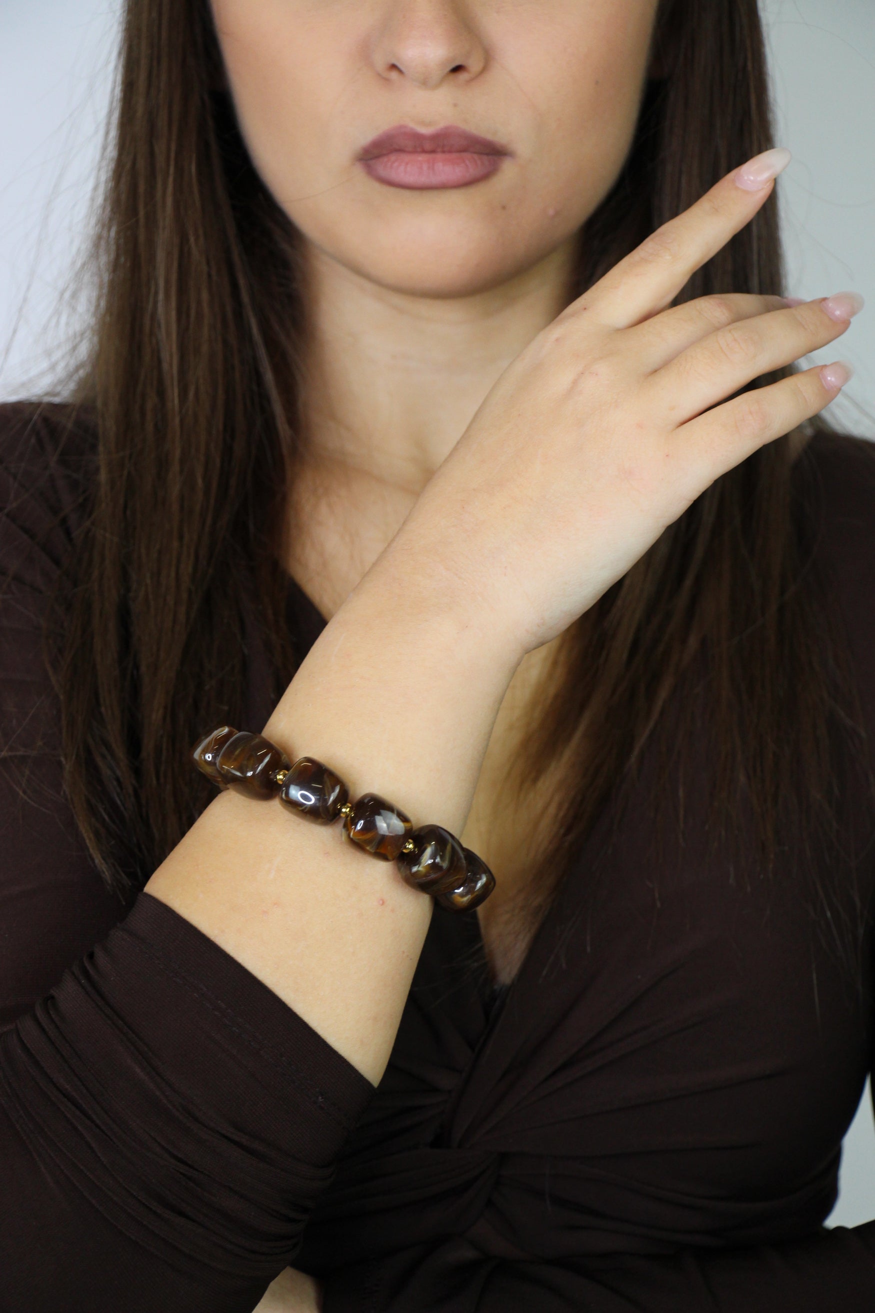 ZAG07730-Marrone